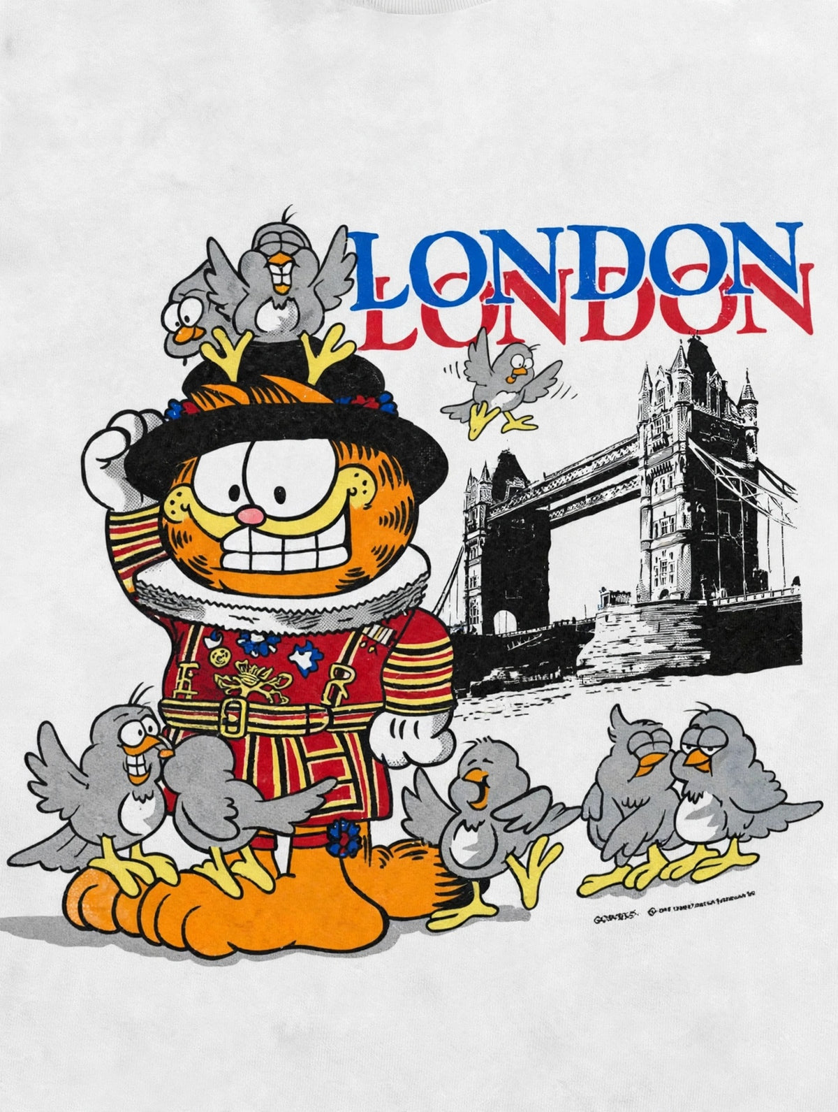 Garfield "London" Official Vintage Graphic T-shirt